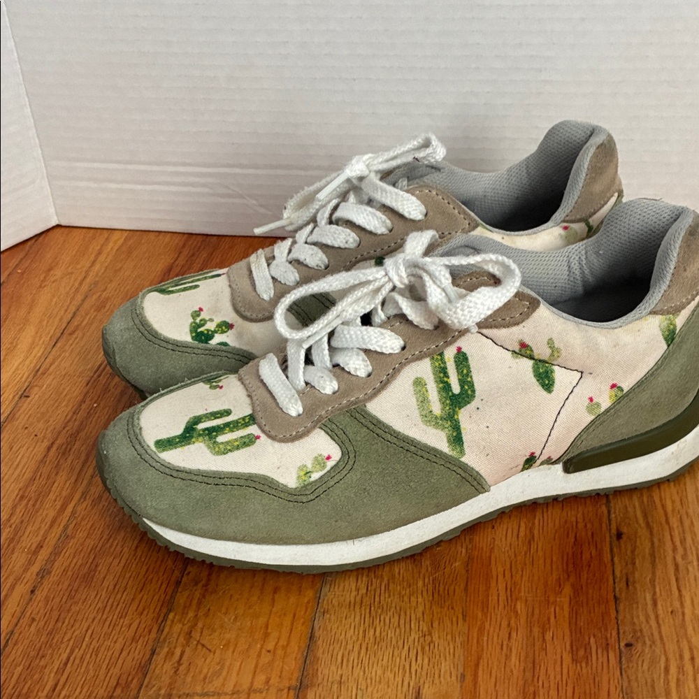 Inkkas Green and Cream Cactus Sneakers